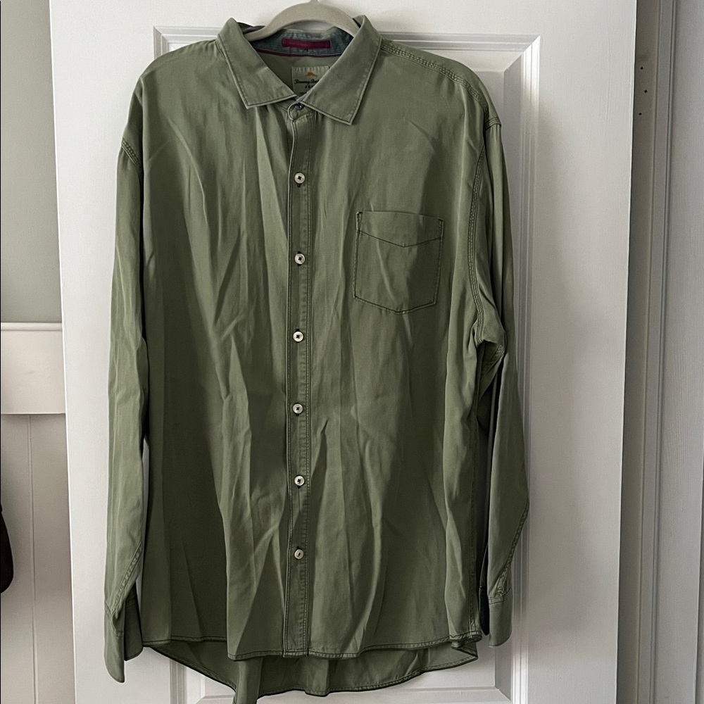 Tommy Bahama Olive Green Long-Sleeve Button-Down Shirt